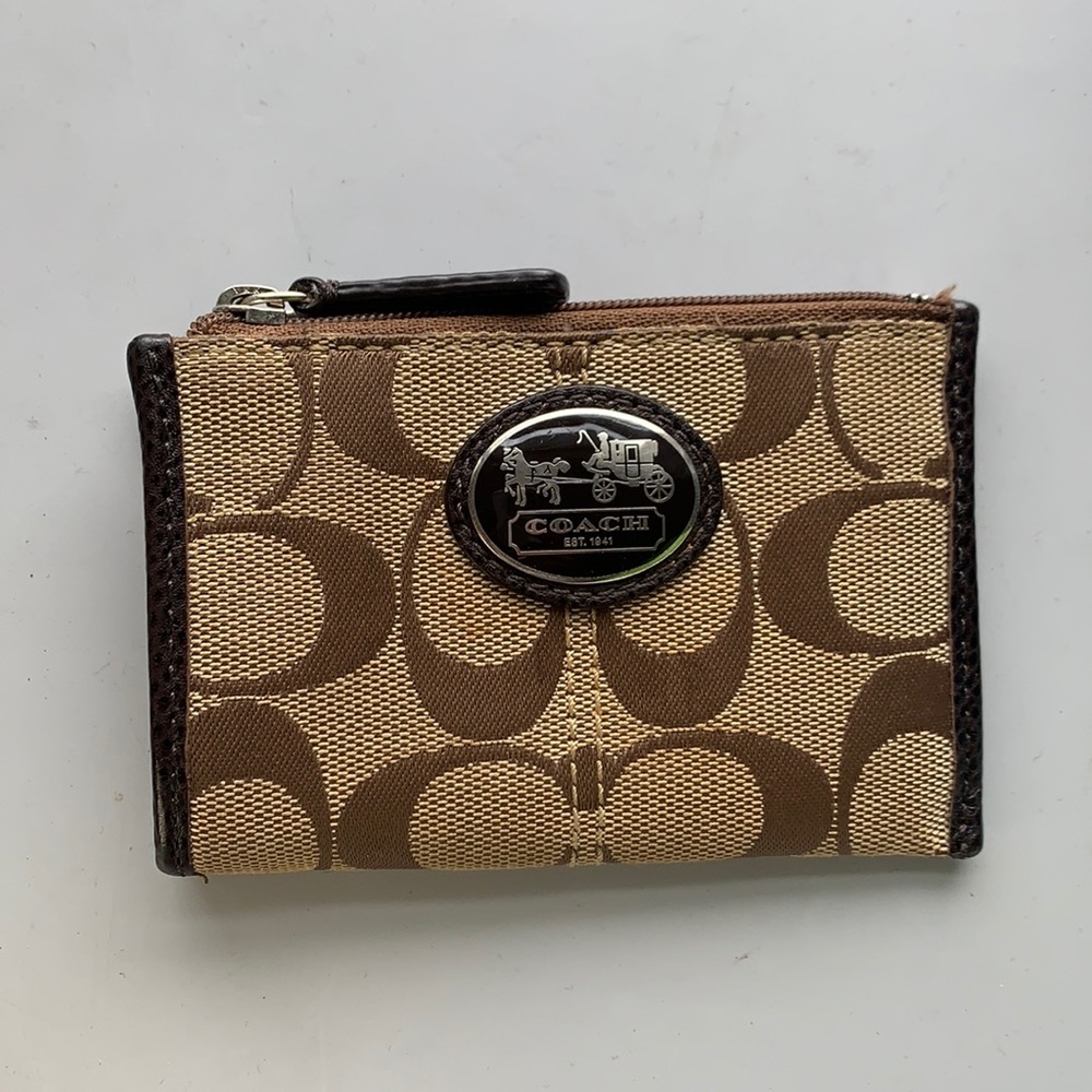 Coach change wallet keychain